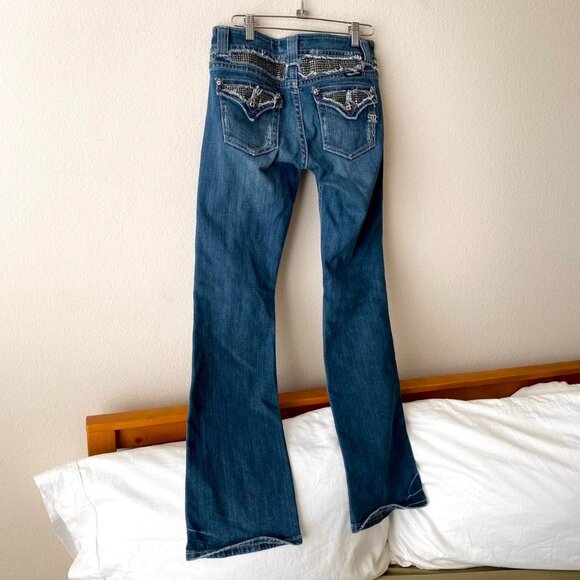 Miss Me Low Rise Flared Jeans Rhinestone Bling Women's 29 inch W - Picture 1 of 6